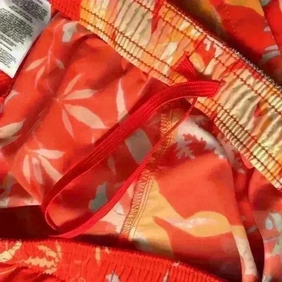 Columbia Red Floral Print Elastic Waist Casual Shorts XL - Picture 4 of 9